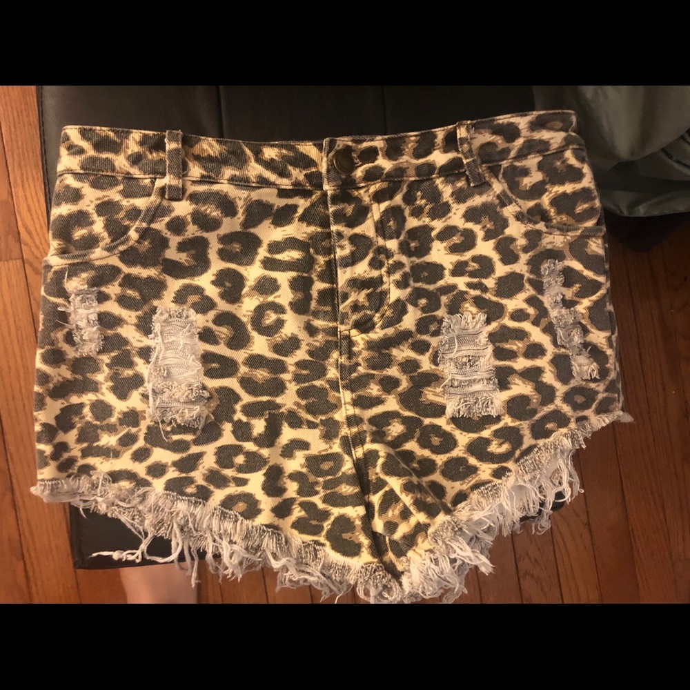 Lazy Oaf Leopard Kitty Shorts 🐱 RARE